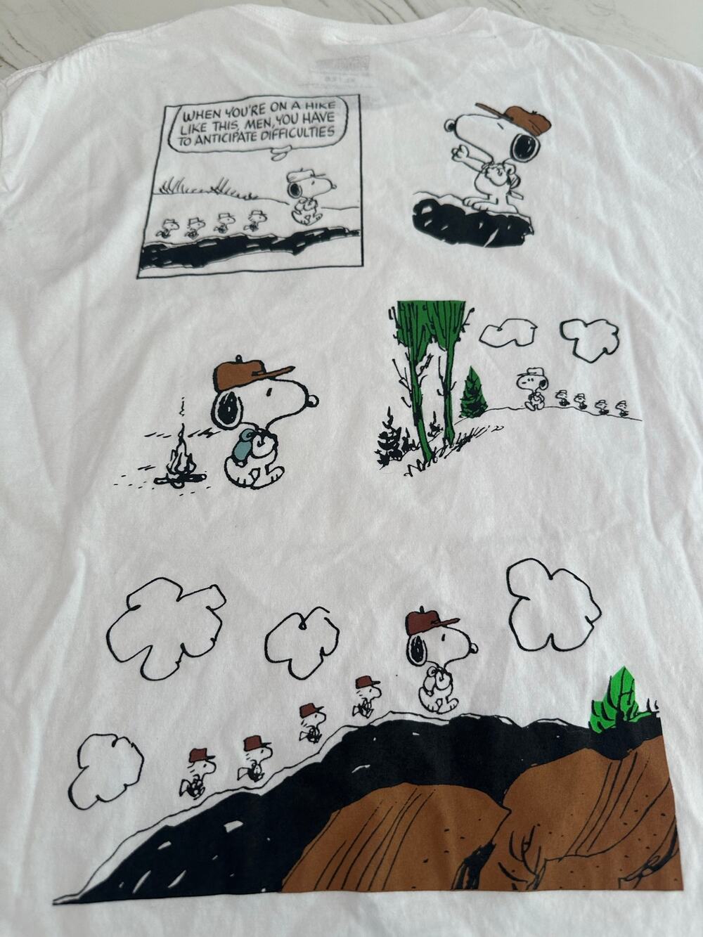 Peanuts Snoopy Woodstock Hiking Trail Graphic Tee  XL White Back Print Shirt